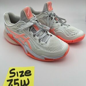 ASICS Women's Gray and Pink Athletic Shoes
